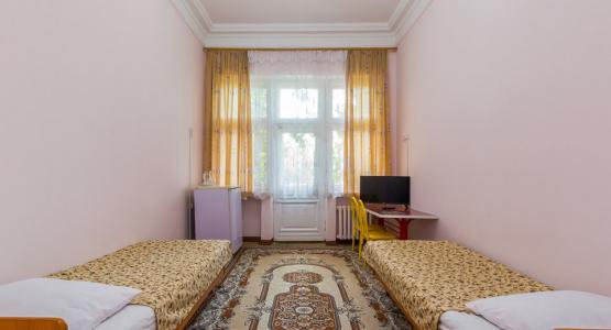 2 местный 1 комнатный 3 категории (с удобствами на этаже), Корпус 1 в санатории Москва. Кисловодск