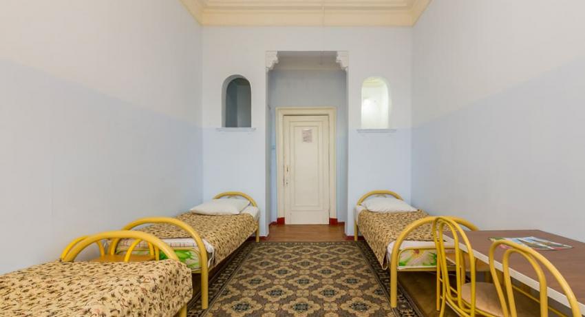 3 местный 1 комнатный 3 категории (с удобствами на этаже), Корпус 1 в санатории Москва. Кисловодск